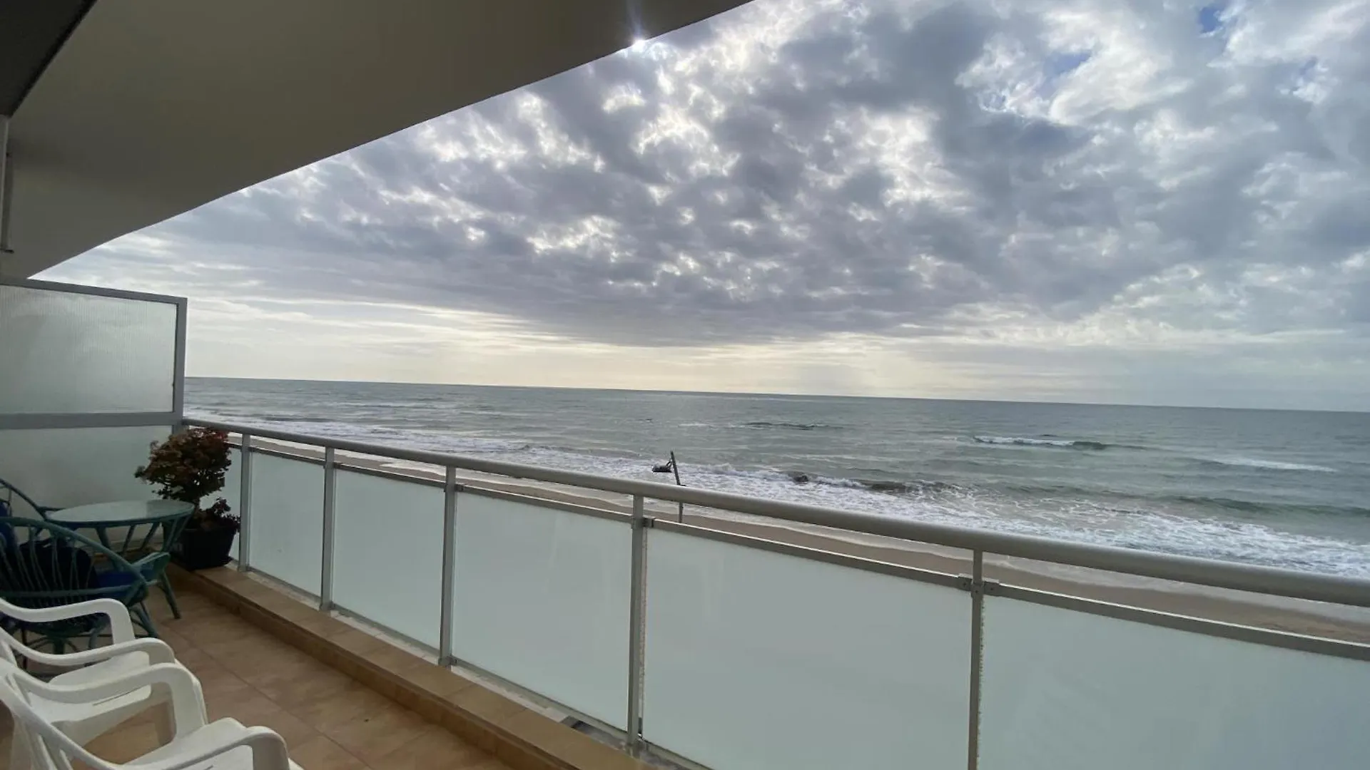 R160 Apartament Calafell Vista Mar Apartment