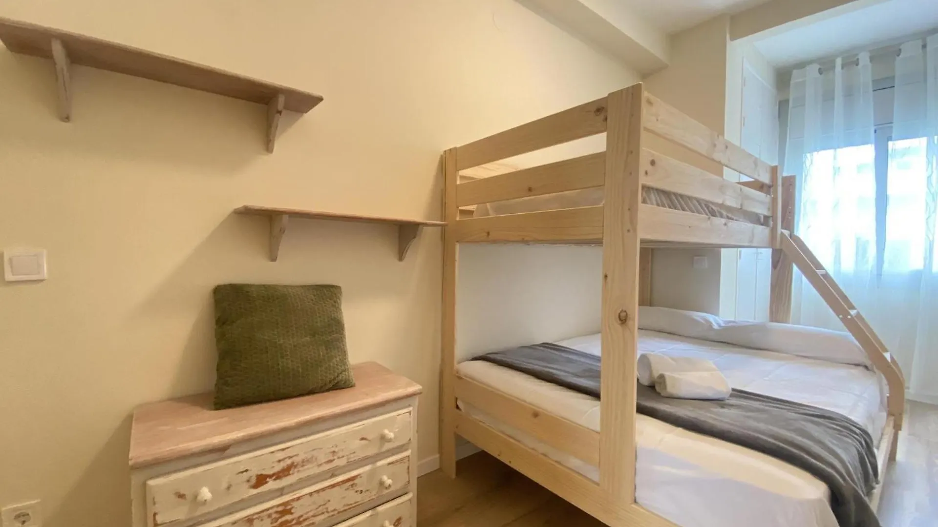 R160 Apartament Calafell Vista Mar Spain